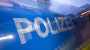 Vorfall in der Stuttgart-Mitte: Zwei Männer bei Auseinandersetzung verletzt – Zeugen gesucht