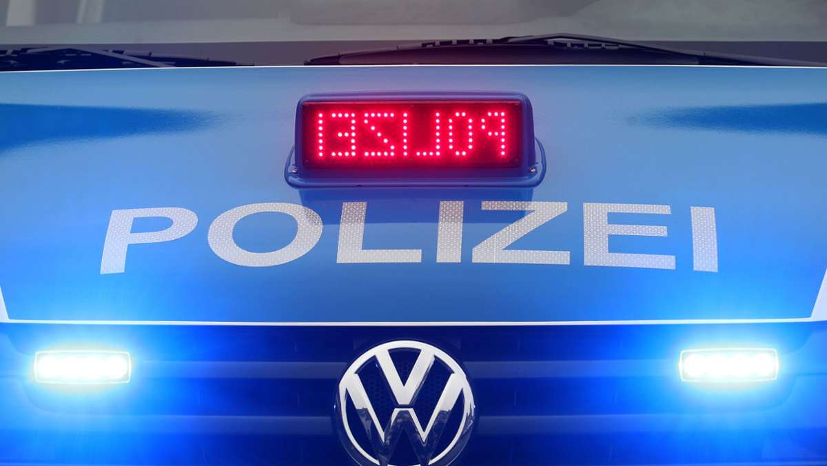 Polizeikontrolle bei Heimsheim: Betrunken und mit Smartphone am Steuer erwischt