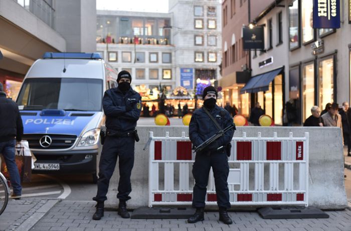 Anschlag in Straßburg: Polizei analysiert Lage auf dem Stuttgarter Weihnachtsmarkt