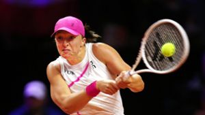 Stuttgart: Tennis-Star Swiatek spielt erneut um  Finaleinzug