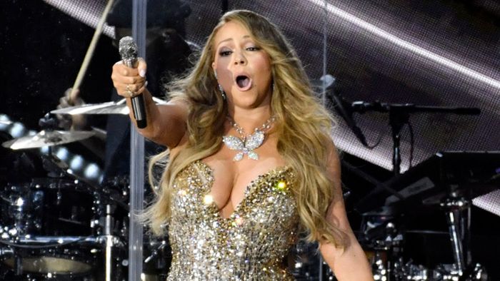 Mariah Carey bleibt an der Spitze der Charts