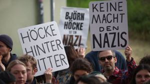 Björn Höcke: Prozess gegen Thüringens AfD-Chef – Demo vor Justizgebäude