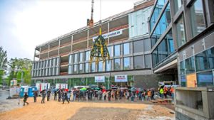 Richtfest für das 144-Millionen-Projekt: Arbeiten für neues Esslinger Landratsamt im Zeitplan