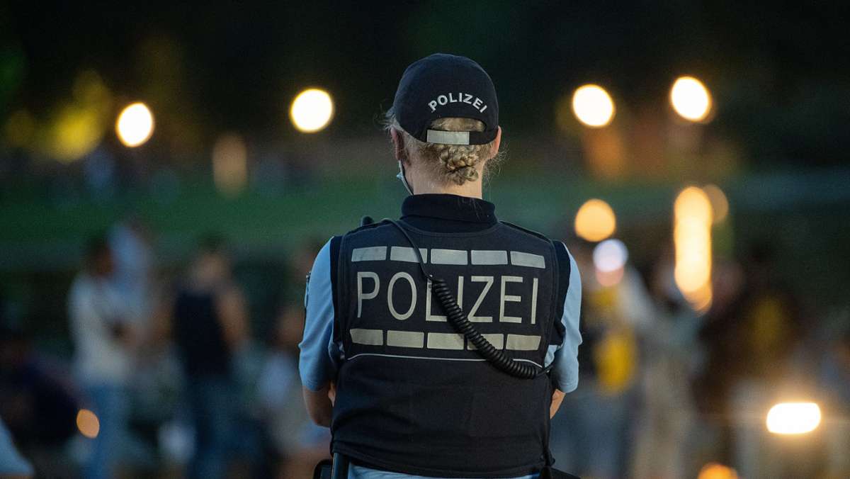 Nach der Krawallnacht in Stuttgart: Polizei setzt Alkoholverbot durch