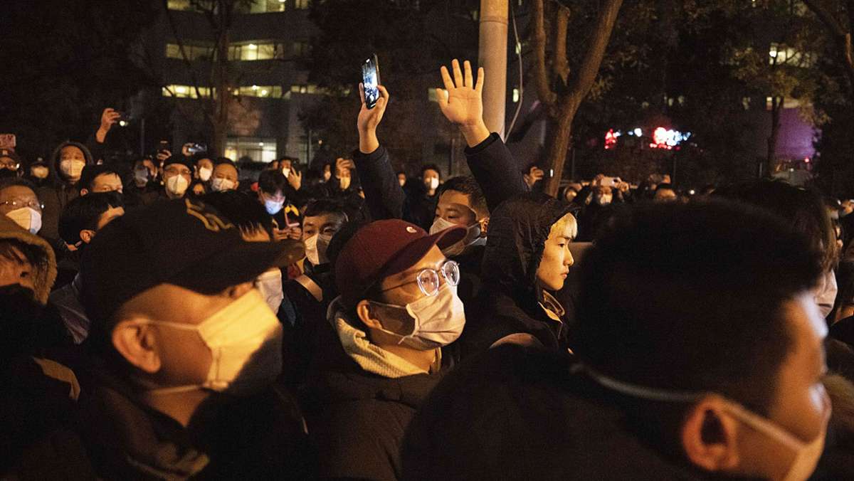 Proteste in China: Covid-Revolte bringt China ins Wanken
