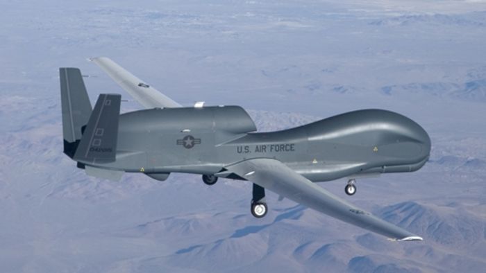 US-Riesen-Drohne überquert  Deutschland