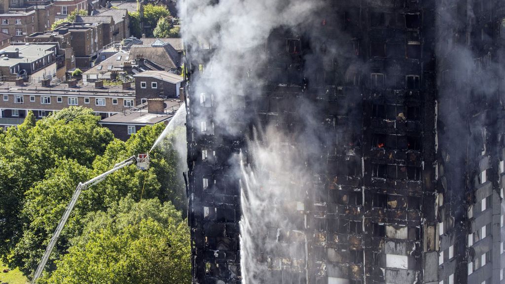 Brand in London: Hochhaus laut Feuerwehrchefin derzeit stabil