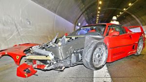 Unfall im Engelbergtunnel: Zerstörter Ferrari sollte bei der Motorworld gezeigt werden