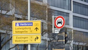 Dicke Luft in  Stuttgart: Im Rathaus gibt es Streit wegen der Fahrverbote
