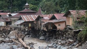 Sumatra in Indonesien: Mehr als 40 Menschen sterben in Schlammfluten