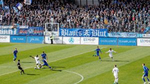 News zu den Stuttgarter Kickers: Pokalkracher gegen Ulm vor mehr als 8000 Zuschauern