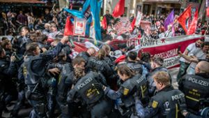 Stuttgart: Ausschreitungen bei Mai-Demo - Polizei ermittelt