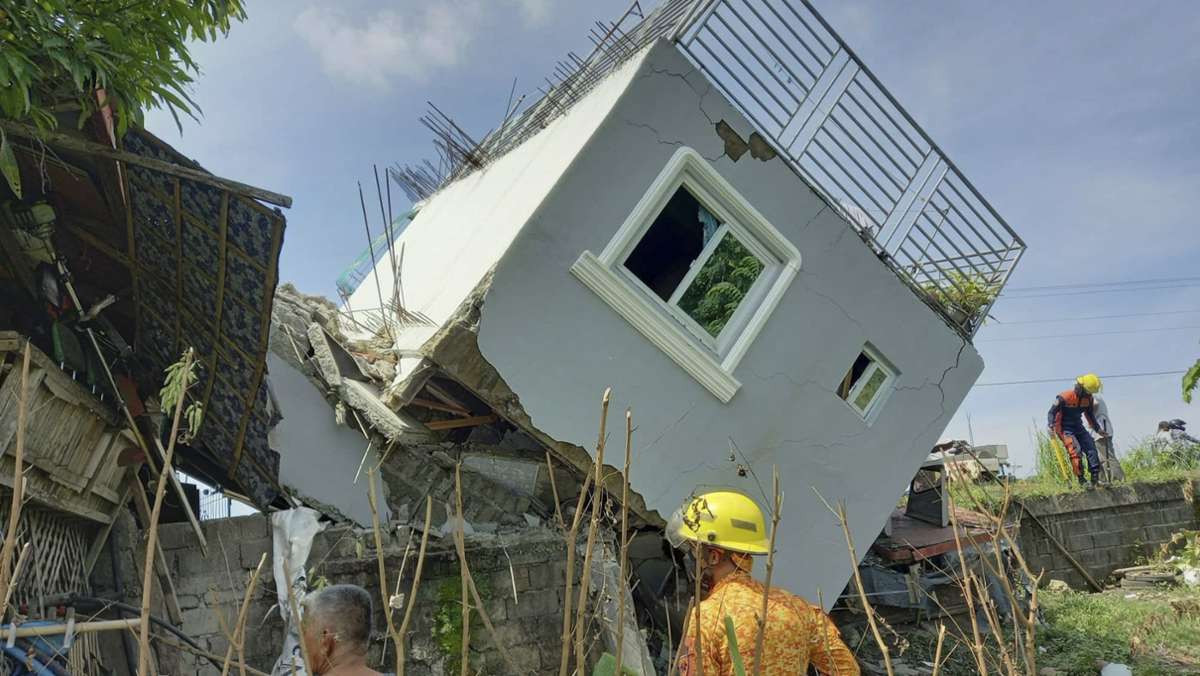 Philippinen: Schweres Erdbeben erschüttert Inseln –  Tote und Verletzte