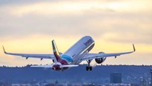 Jahresbilanz 2023 Flughafen Stuttgart: Deutlich mehr Fluggäste – aber noch weit weg von der Zeit vor Corona
